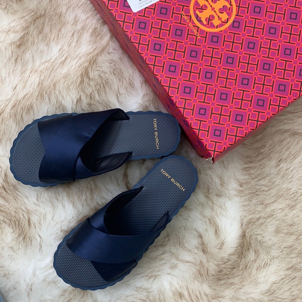Scalloped Wedge Tory Burch